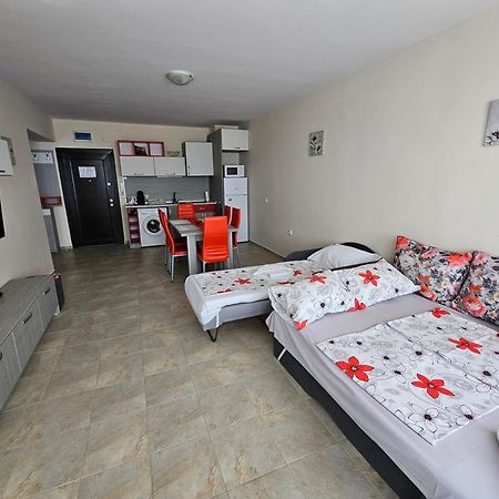 צרבו Апартаменти Кастро/Castro Apartments מראה חיצוני תמונה