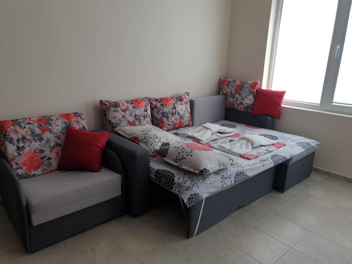 צרבו Апартаменти Кастро/Castro Apartments מראה חיצוני תמונה