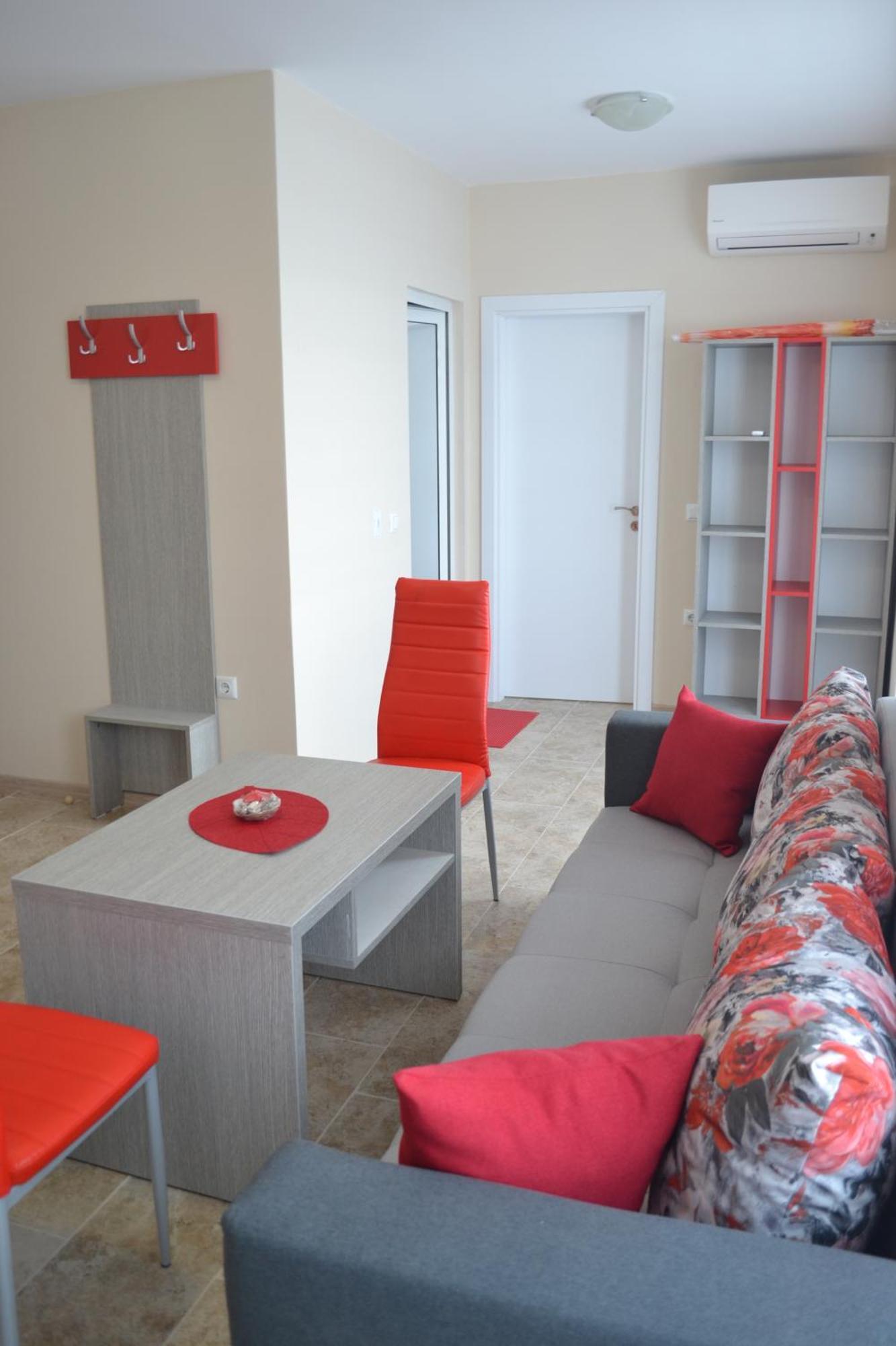 צרבו Апартаменти Кастро/Castro Apartments מראה חיצוני תמונה