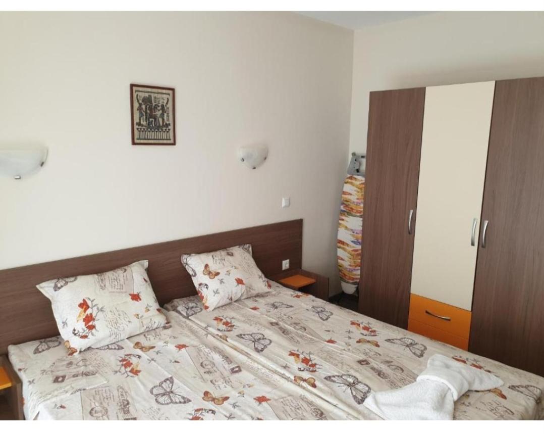 צרבו Апартаменти Кастро/Castro Apartments מראה חיצוני תמונה