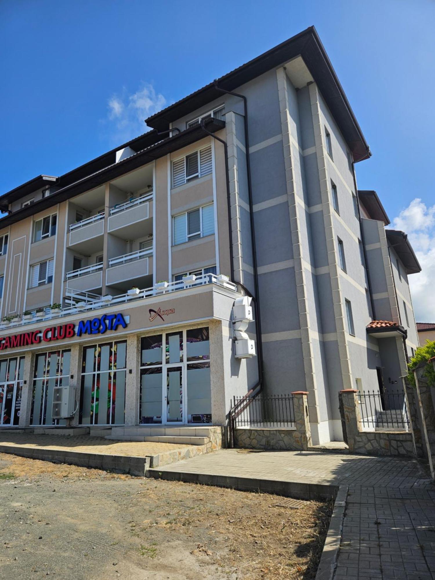 צרבו Апартаменти Кастро/Castro Apartments מראה חיצוני תמונה