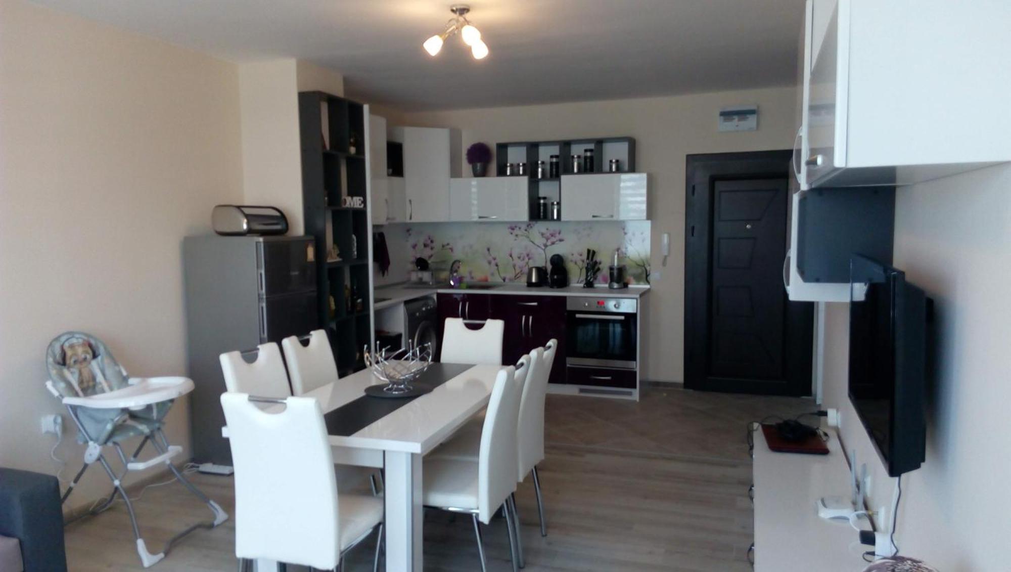 צרבו Апартаменти Кастро/Castro Apartments מראה חיצוני תמונה