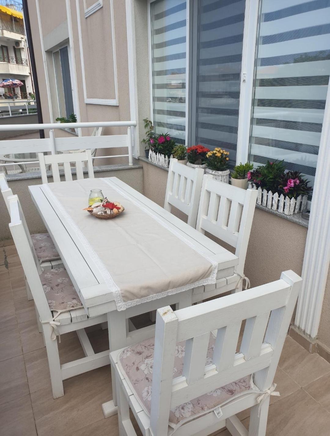 צרבו Апартаменти Кастро/Castro Apartments מראה חיצוני תמונה