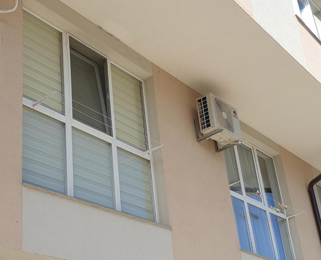 צרבו Апартаменти Кастро/Castro Apartments מראה חיצוני תמונה