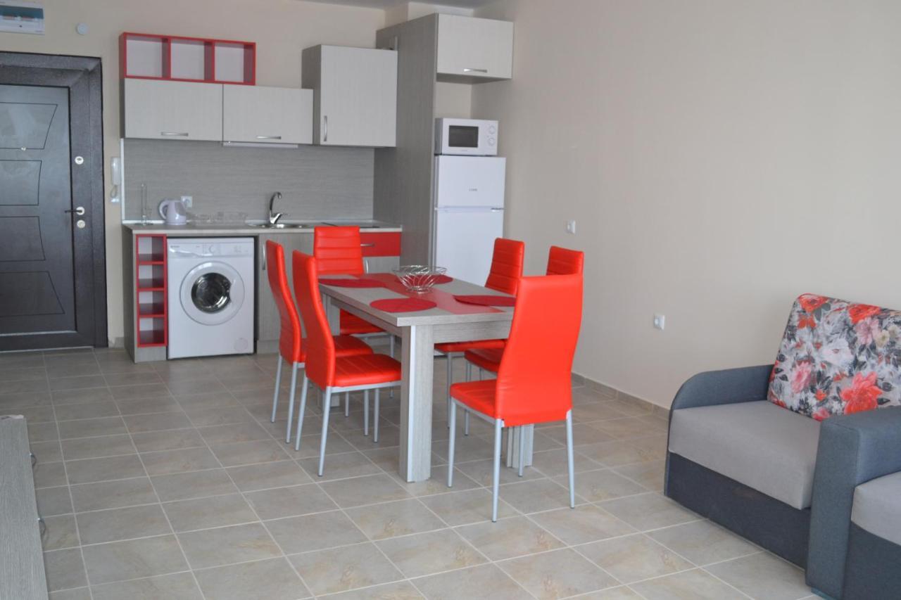 צרבו Апартаменти Кастро/Castro Apartments מראה חיצוני תמונה