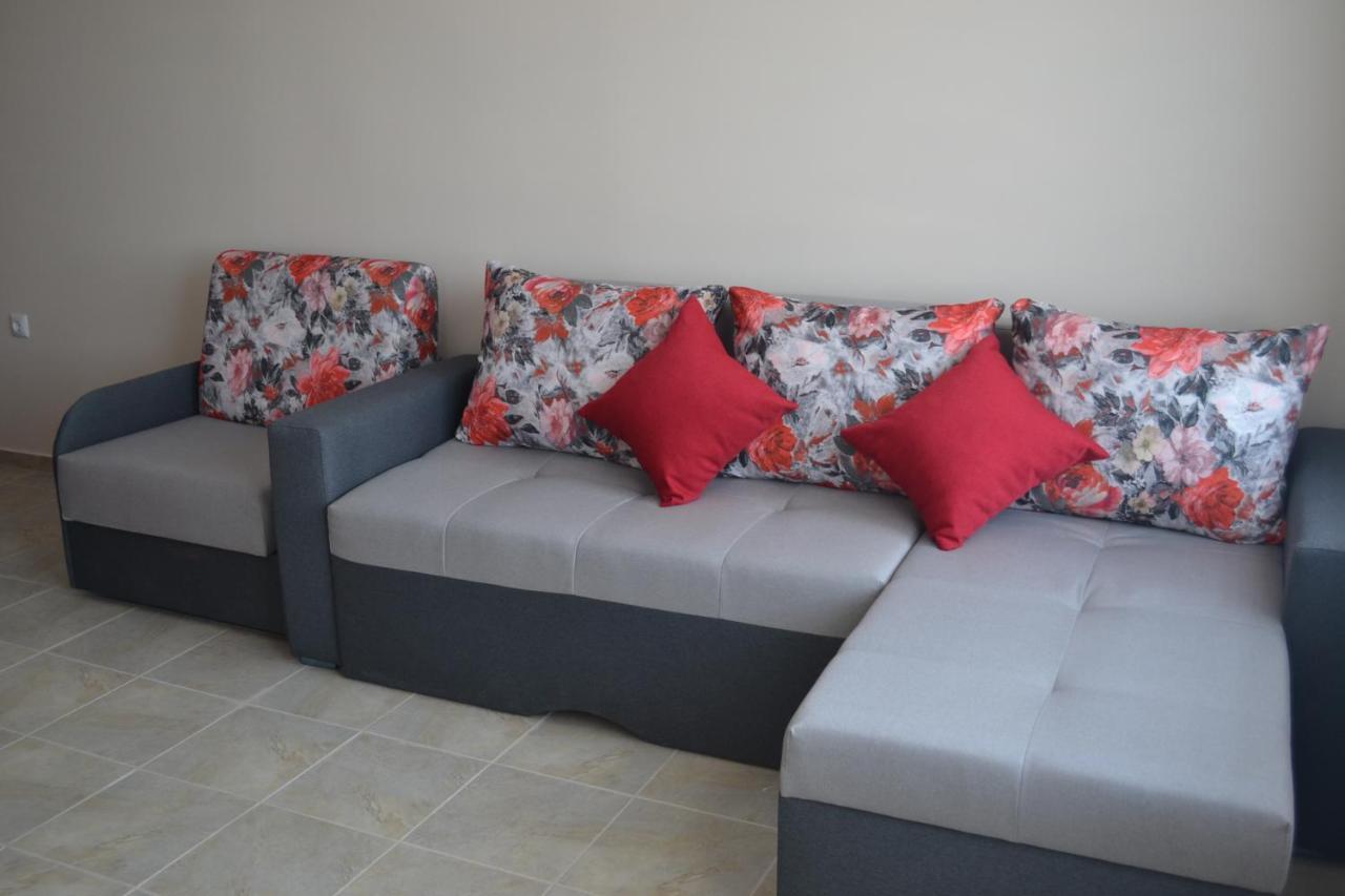 צרבו Апартаменти Кастро/Castro Apartments מראה חיצוני תמונה