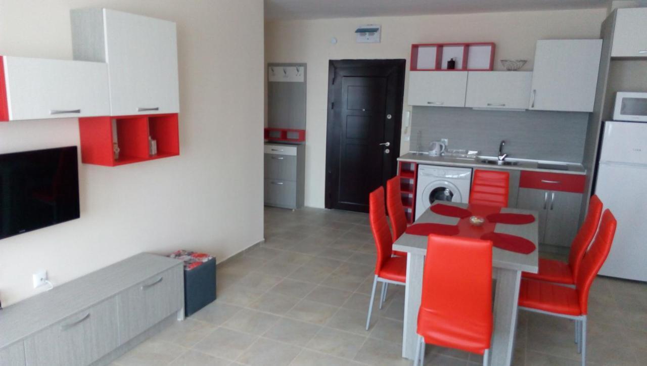 צרבו Апартаменти Кастро/Castro Apartments מראה חיצוני תמונה